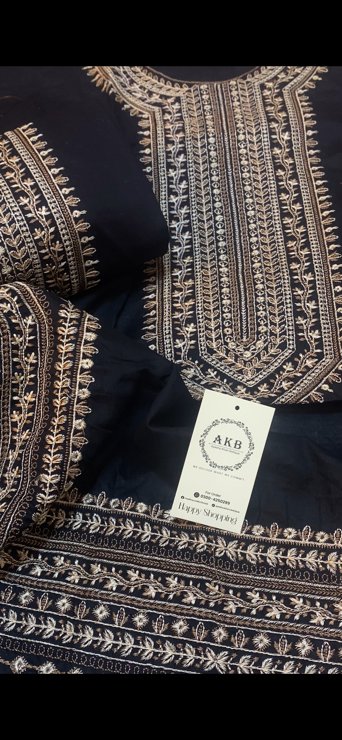 Black gala daman traditional (pomi)