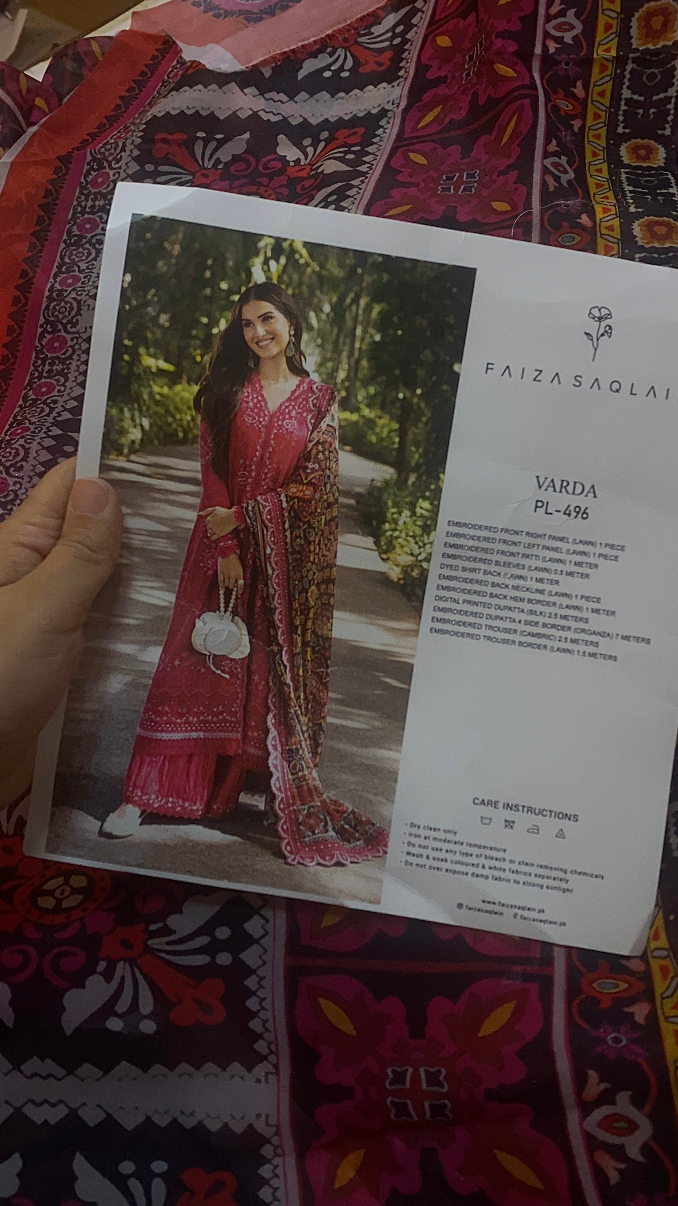 Faiza saqlain electric pink 🌺🌺🌺🌺🌺🌺🌺🌺