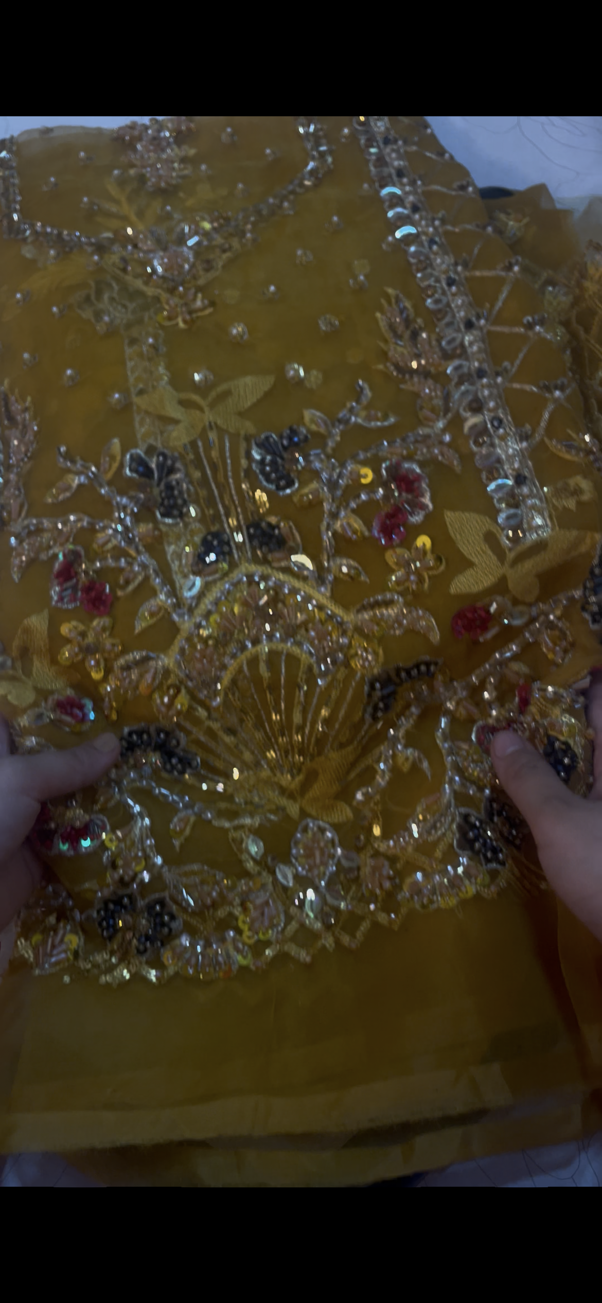 Mariyum and Maria Yellow ai