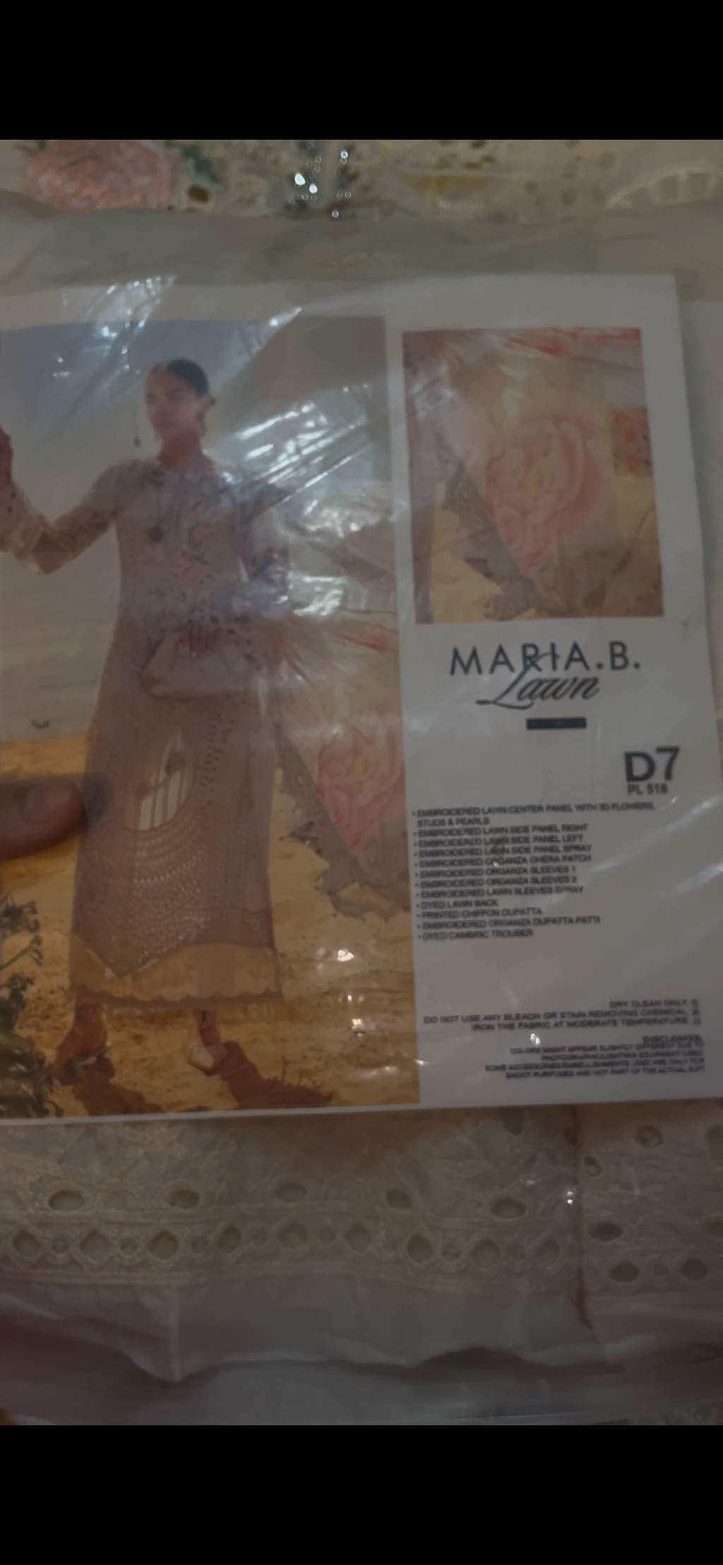 Maria B white Lawn D7 top