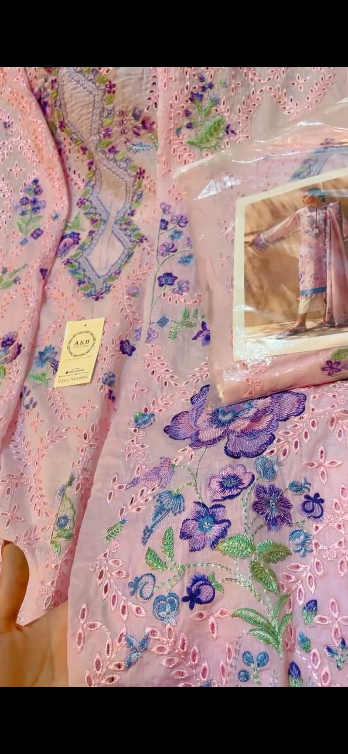 Elan Lailicpink Lawn