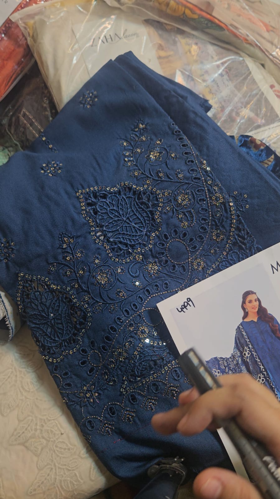 Mariab blue plachi shwl winter 3pcs
