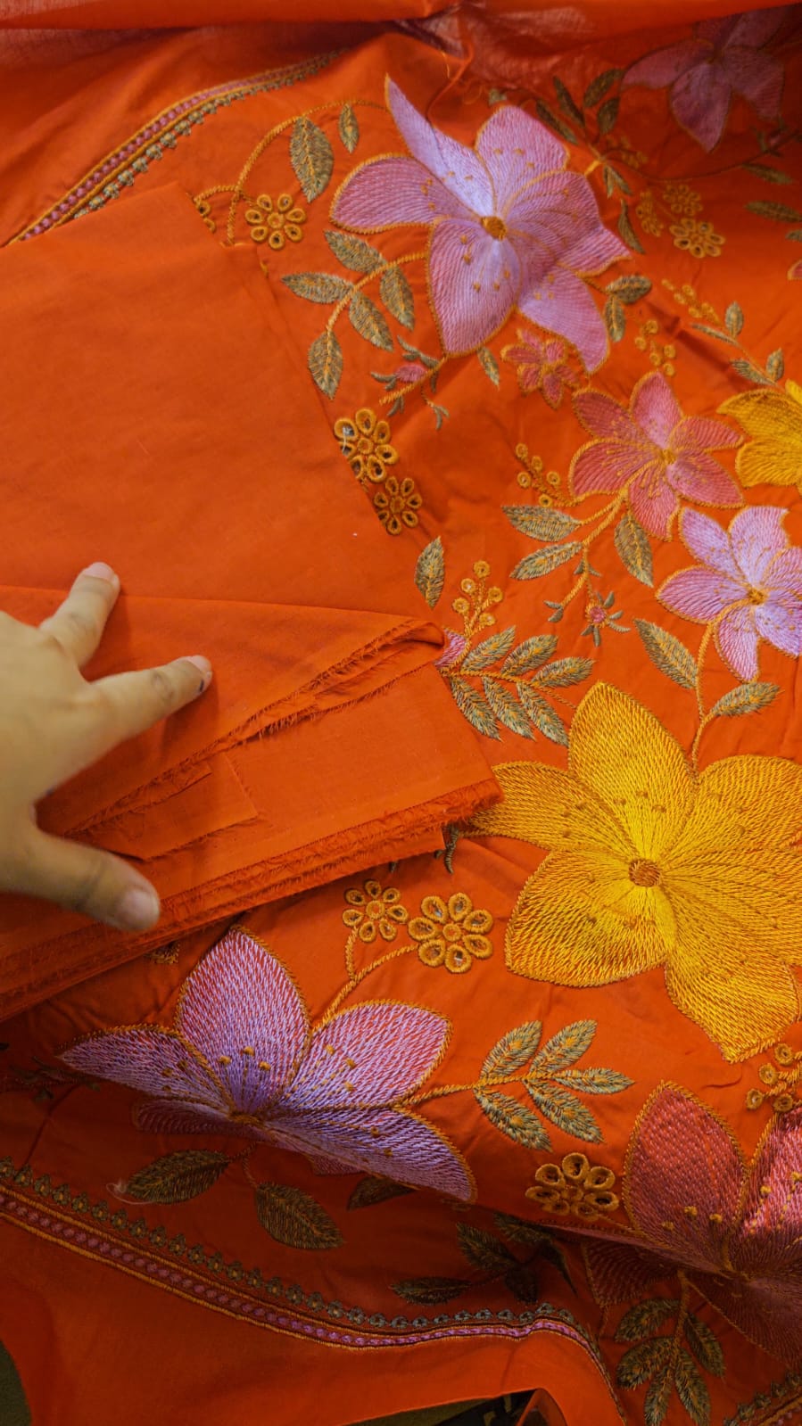 Luxury embroidery 3pcs lawn