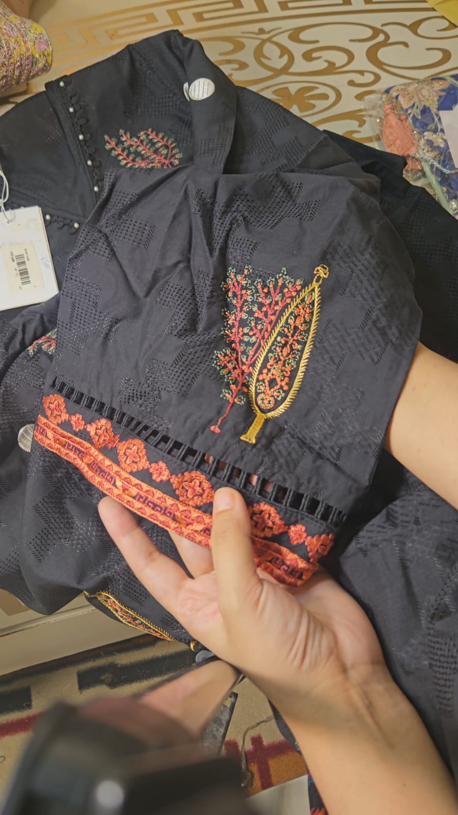 Ethnic linen small