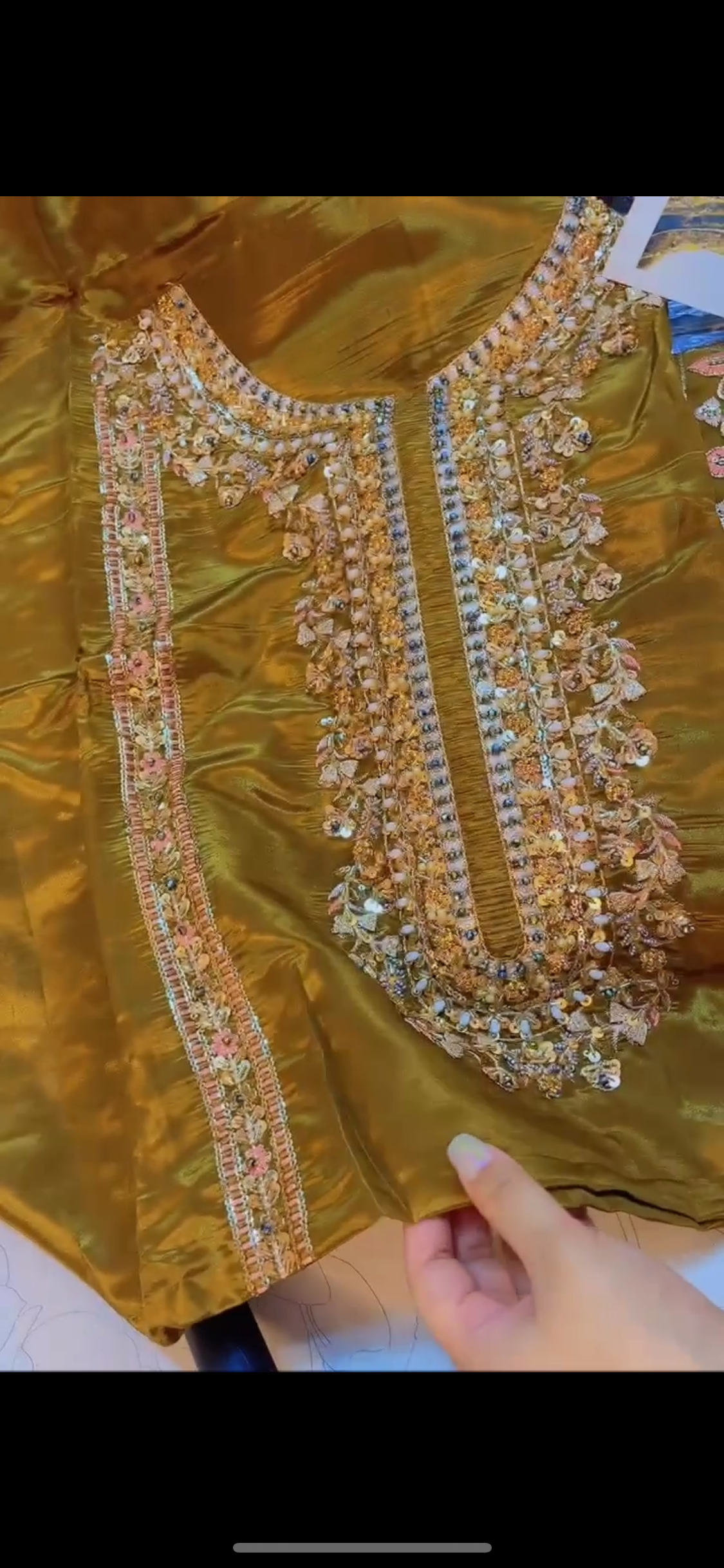 Kanwal Malik (Mehndi Colur)
