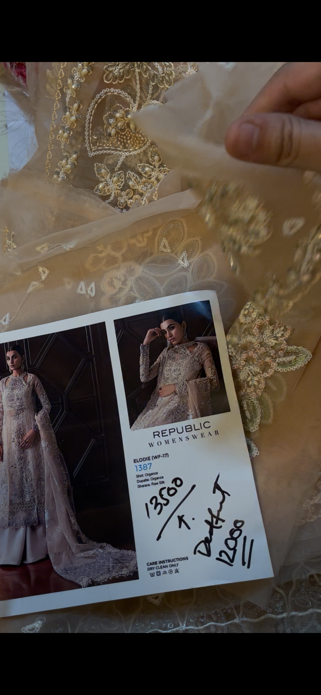 Republic Womens wear Skin