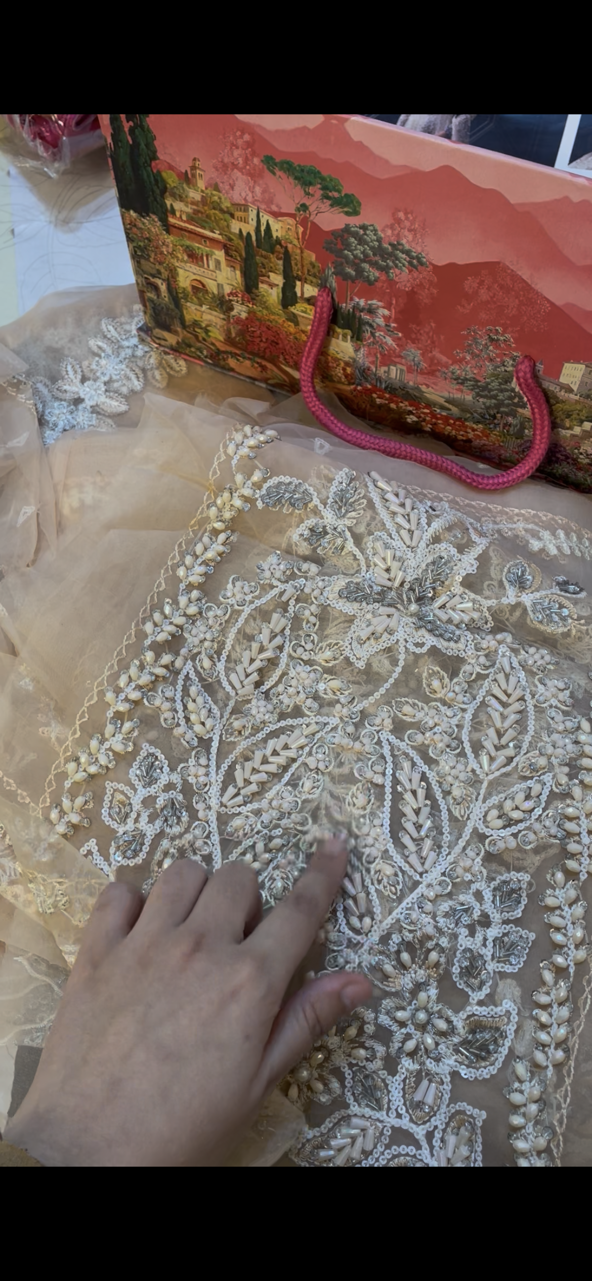 Republic Womens wear Skin