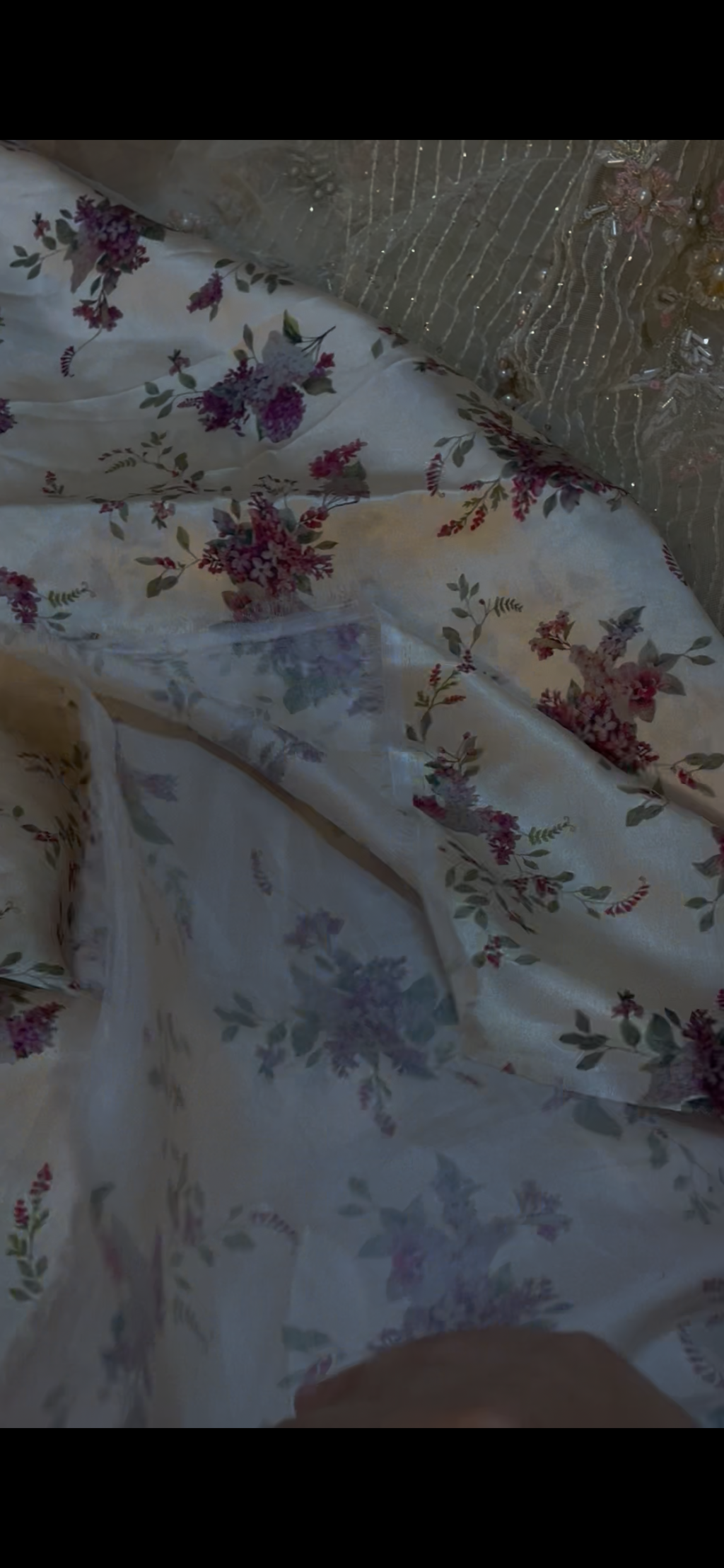 Crismon White Seroski with Silk Inner