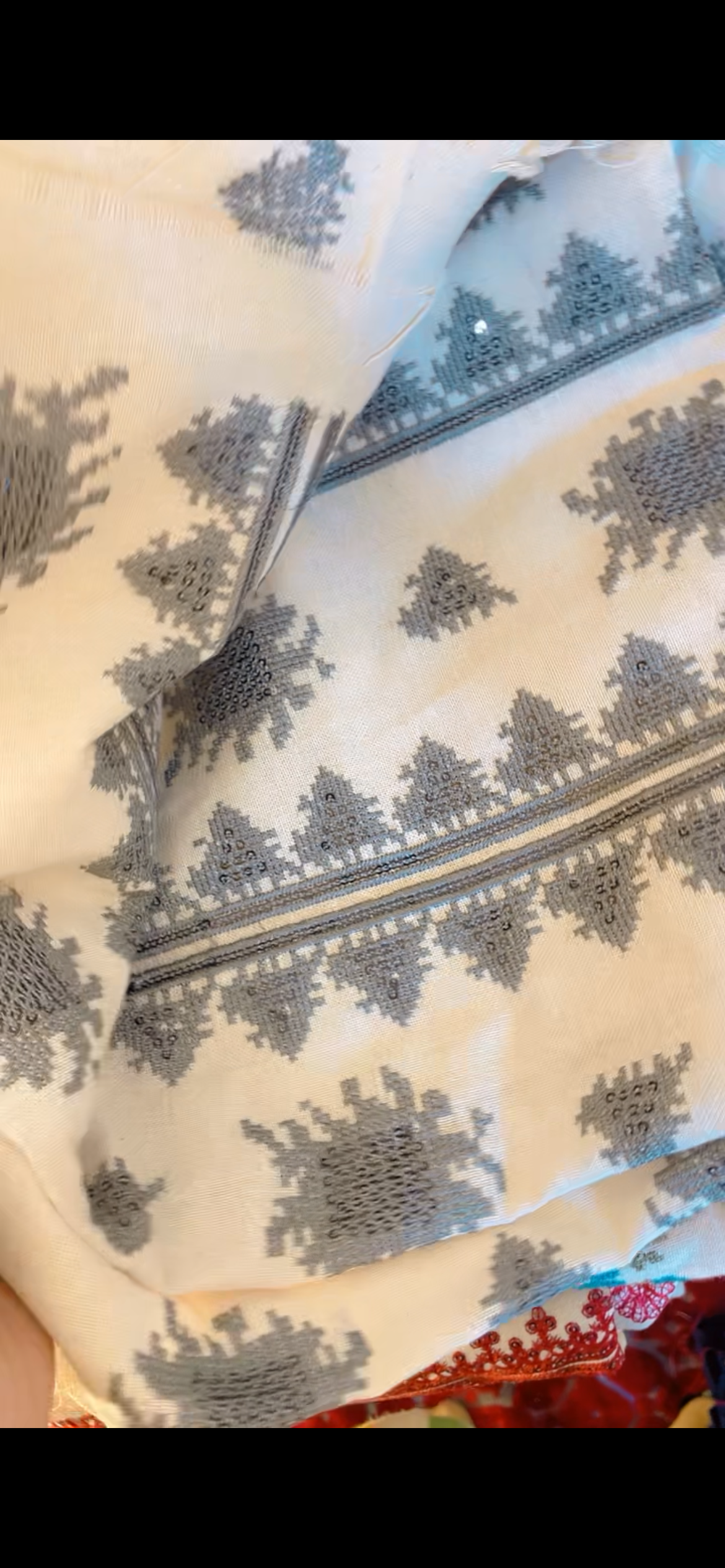 Breeze charcoal grey