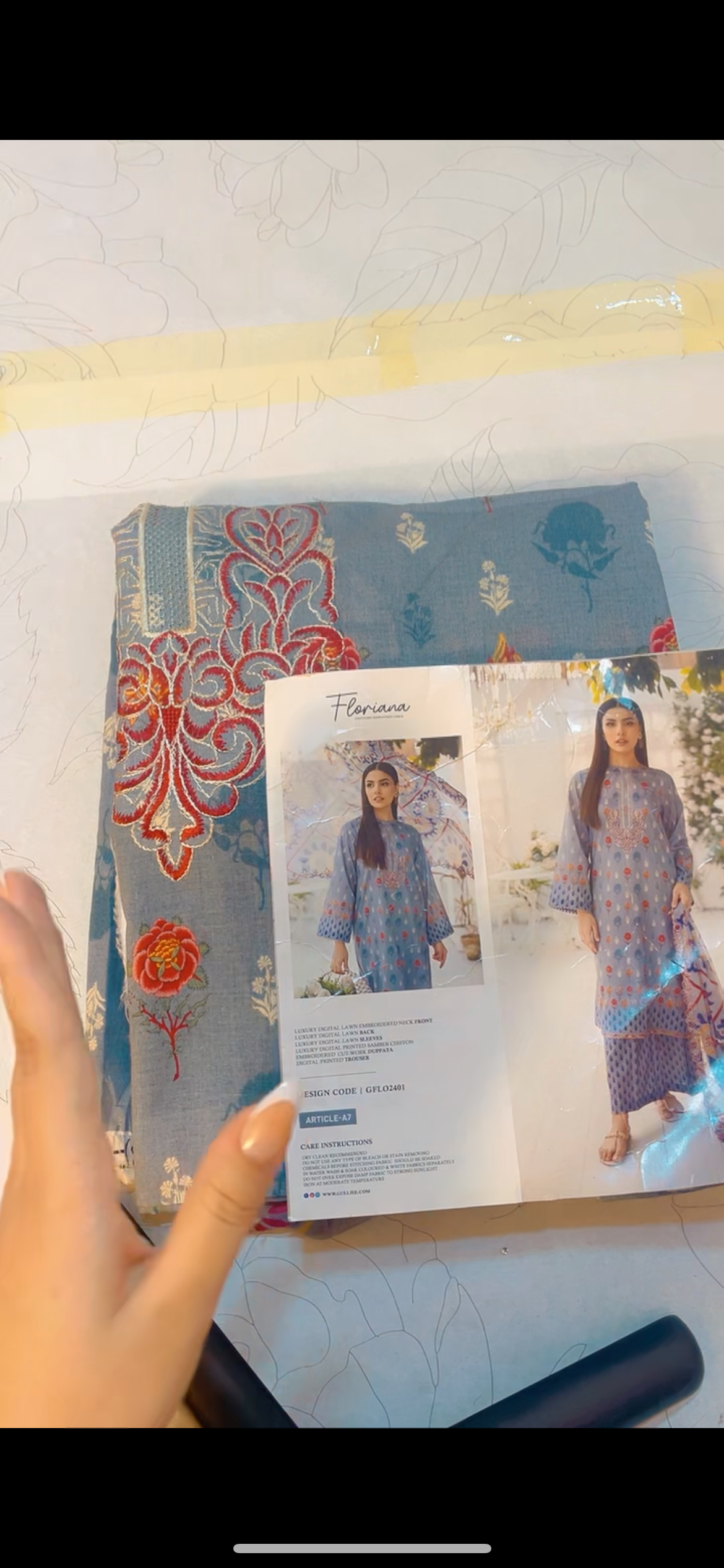 Breeze Type Emb Gray