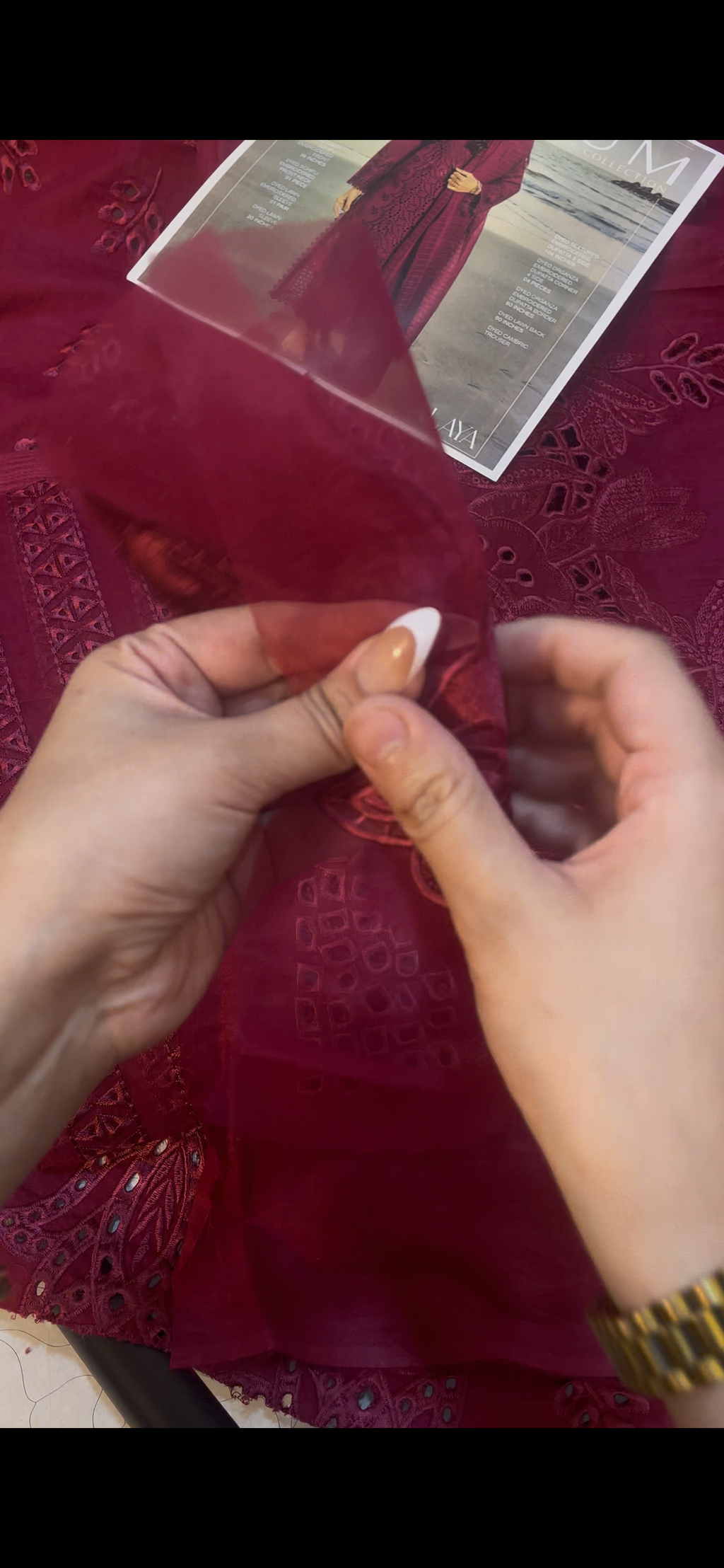 Rang Rasia Redish meroon