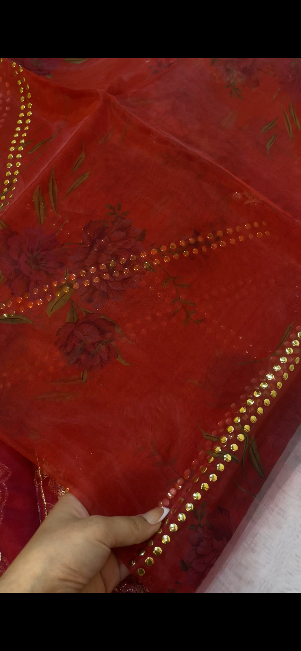 Crimson Red Heavy Article